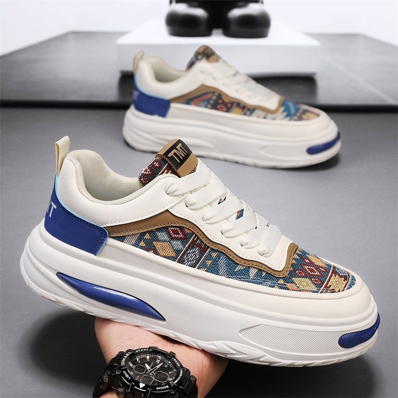 Men's casual sneakers Fashion trend casual board shoes